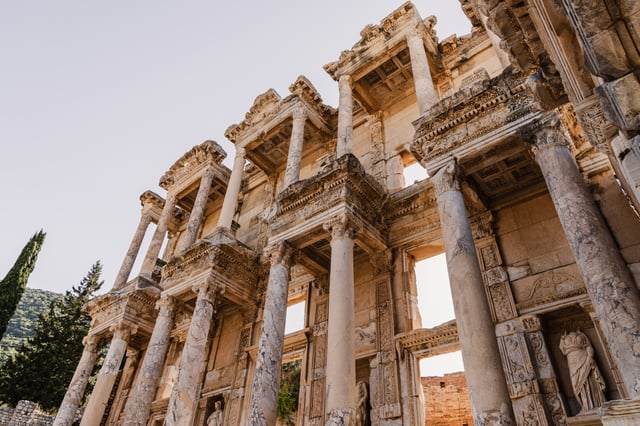 Featured photo of related post Izmir, Turkey: The Gateway to Ephesus, Alaçatı, and Çesme